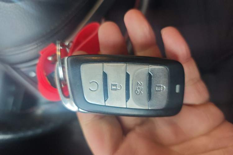 Used CHANGAN CS95 2017 2.0T Two-Wheel Drive Zhiyuan Edition