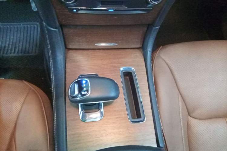 Used Chrysler 300C 2014 3.0L Excellence Edition