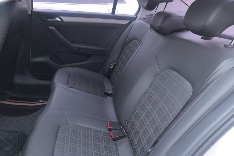 Used Volkswagen Jetta 2017 1.5L Automatic Comfort Model
