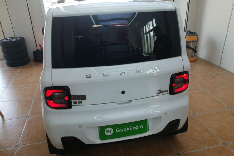 Used Geely Galaxy Panda 2023 Panda Mini 200km Endurance Bear Rear