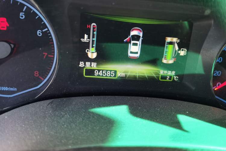 Used BYD Surui 2015 1.5L Manual Luxury Model
