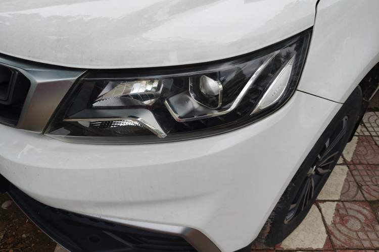 Used Geely Auto Vision X6 2018 1.8L Manual 4G Connect Luxury Edition Left Front Headlight