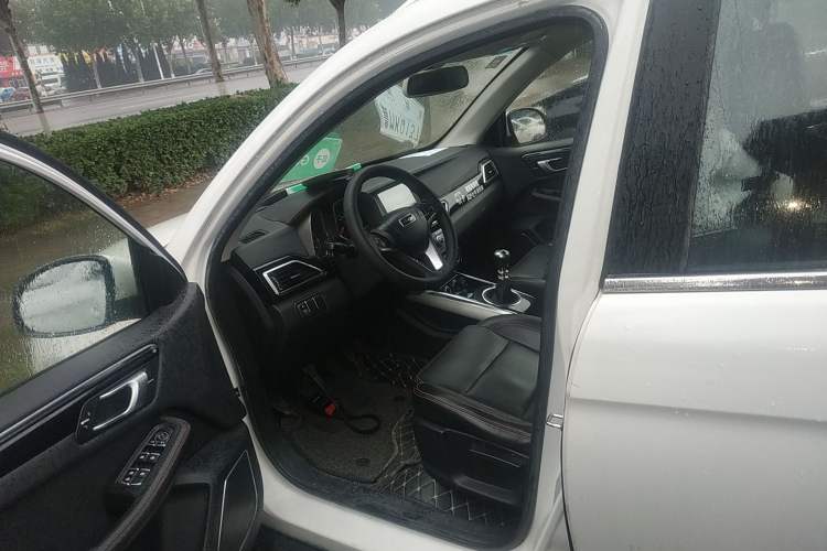 Used Zotye Domy X5 2016 1.5T Manual Luxury 7-Seater China V Emission Standard
