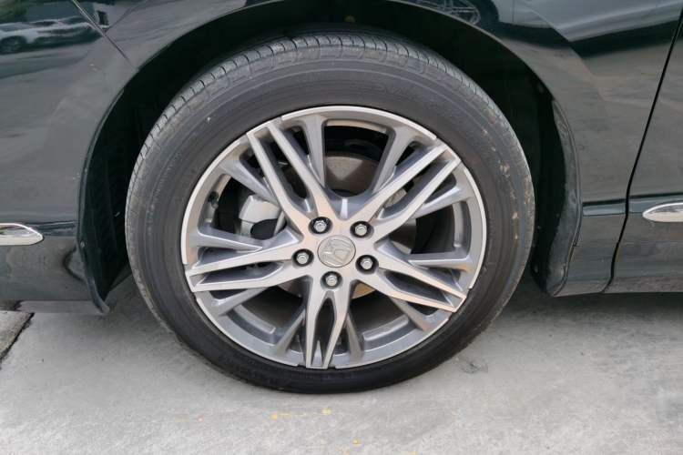 Used Honda Elysion 2019 2.0L Hybrid Luxury Edition
