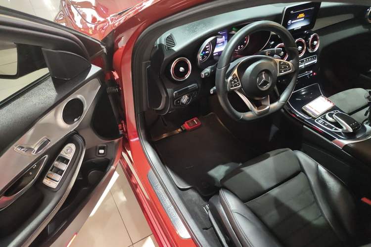 Used Mercedes-Benz C-Class 2017 Restyled C 200 Sport Edition