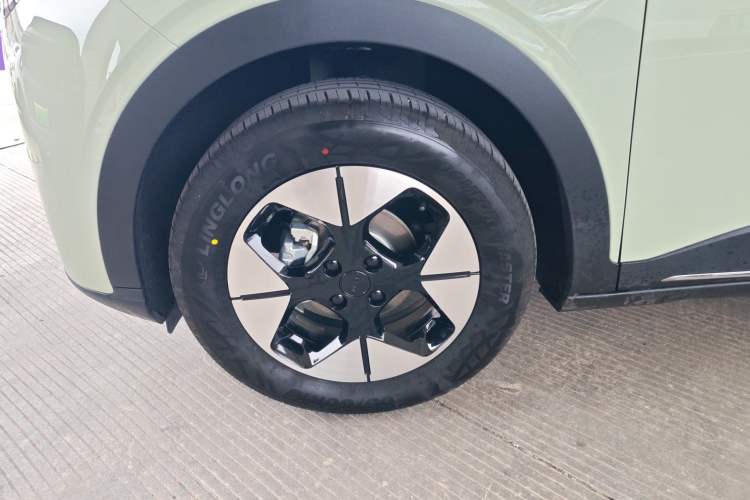 Used Geely Galaxy Geome 2025 UP 410km Exploration+ Edition