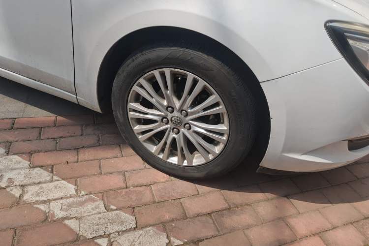 Used Buick GT 2017 15N Automatic Elite Version
