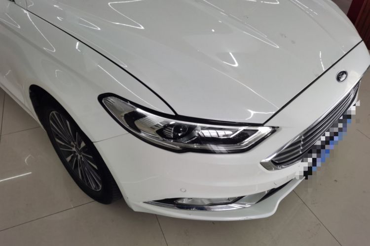 Used Ford Mondeo 2017 EcoBoost 180 Luxury Model Right Front Headlight