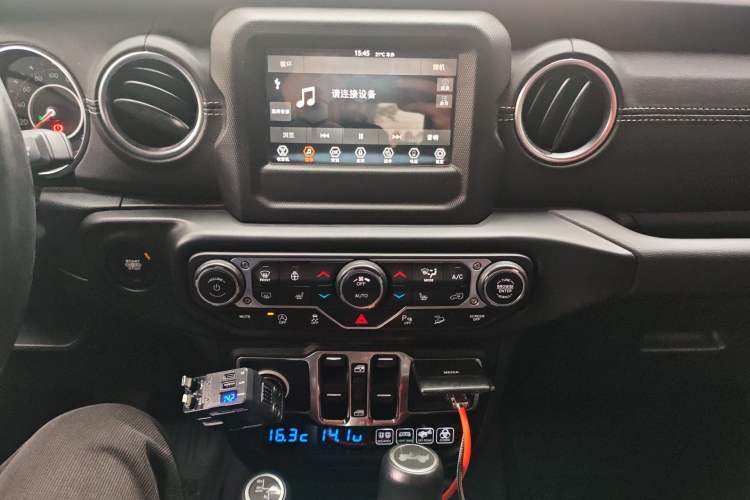 Used Jeep Wrangler 2019 2.0T Sahara 4-Door Version China V Standard