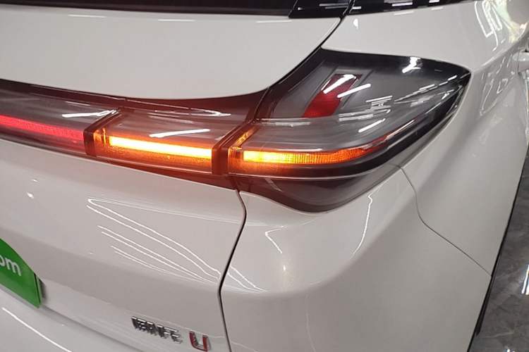 Used NETA U 2022 Zhi400 Pro Lithium Iron Phosphate