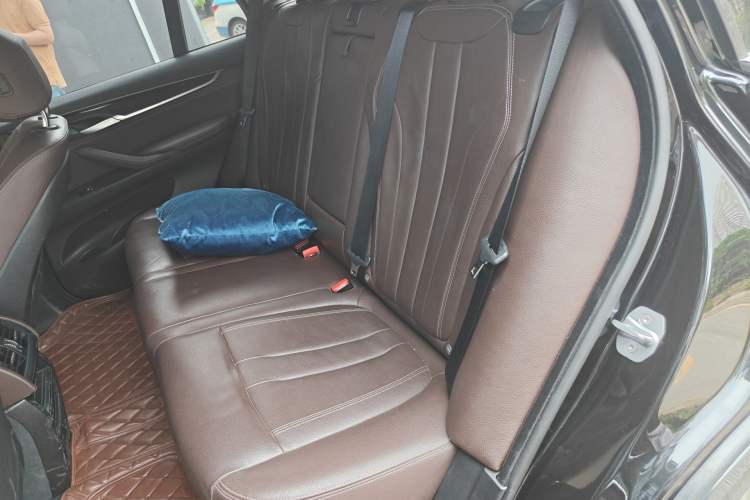 Used BMW X5 2017 xDrive28i
