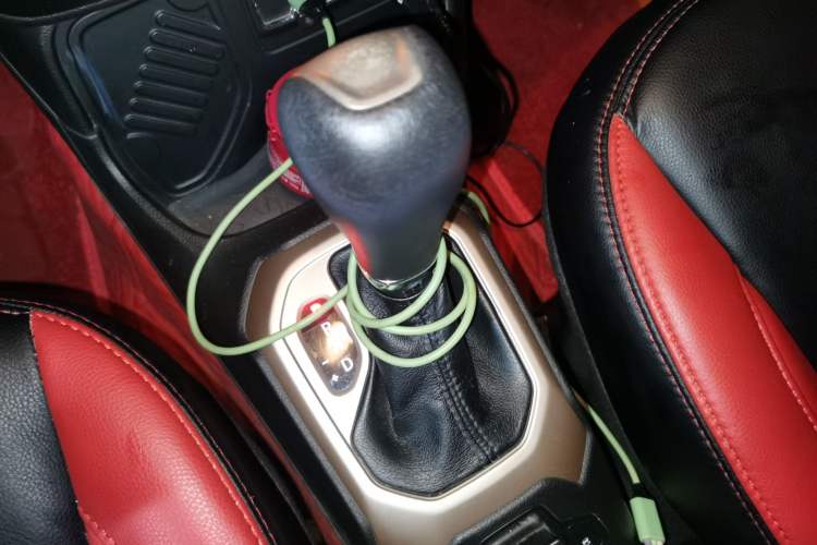 Used Jeep Renegade 2018 Connected Large Screen Version 180T Automatic High-Energy Edition Gear Lever