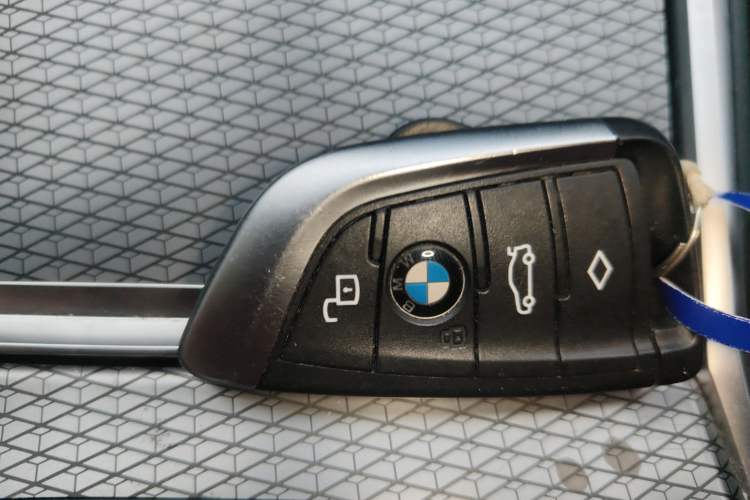 Used BMW 3 Series 2023 325i M Sport Night Edition Package Vehicle Key