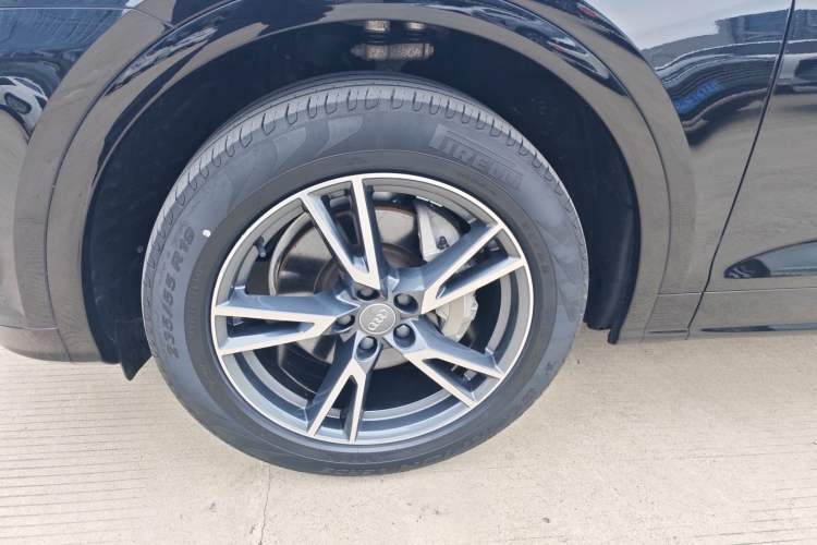 Used Audi Q5L 2020 Updated 40 TFSI Prestige Fashion Edition Exterior 4