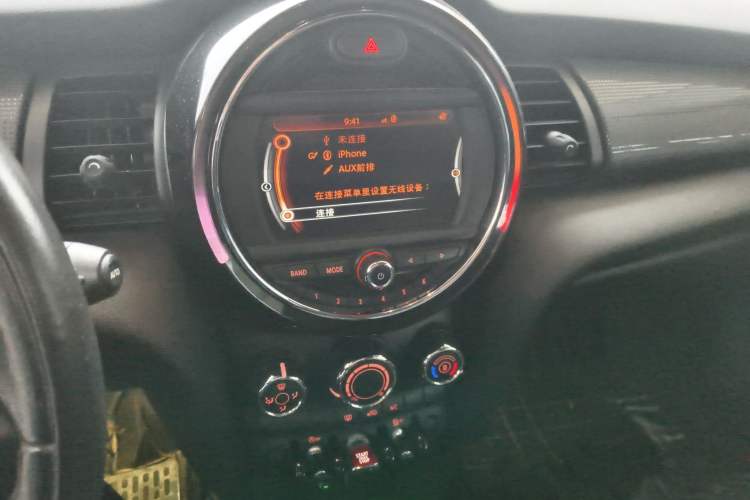 Used MINI 2015 1.5T COOPER Fun Five-Door Edition