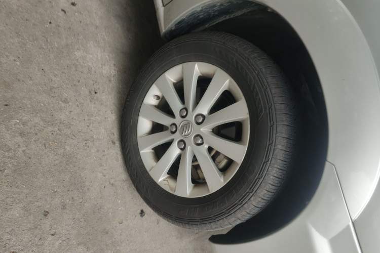 Used Buick GL8 2014 2.4L Classic Edition