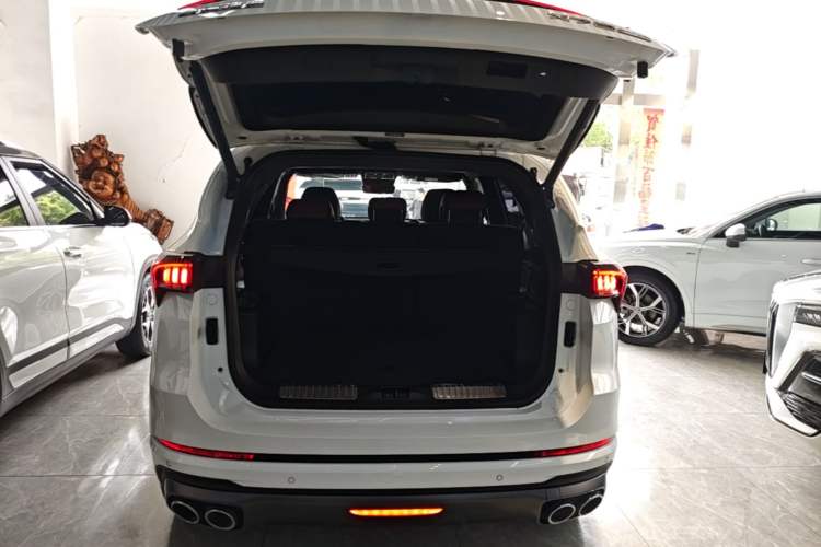 Used JETOUR X70 PLUS 2023 1.6T DCT Stronger PLUS 5-seater