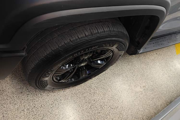 Used Tank 300 2024 2.0T Challenger Left Front Wheel Hub