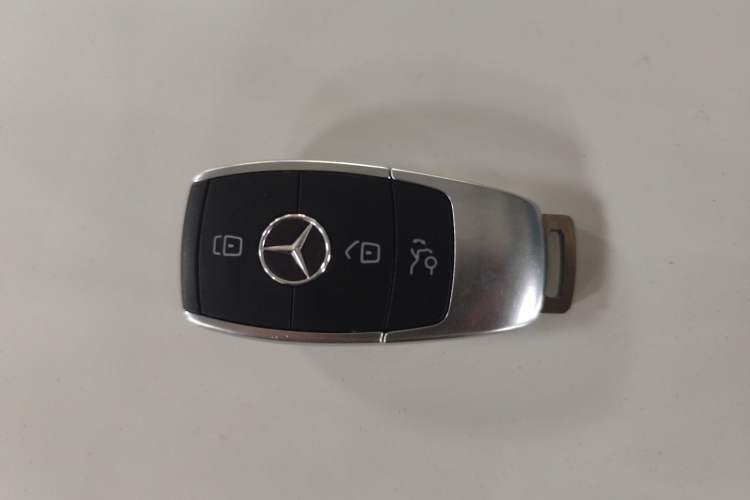 Used Mercedes-Benz C-Class 2020 Restyled C 200 L Fashion Edition Sport Version Vehicle Key