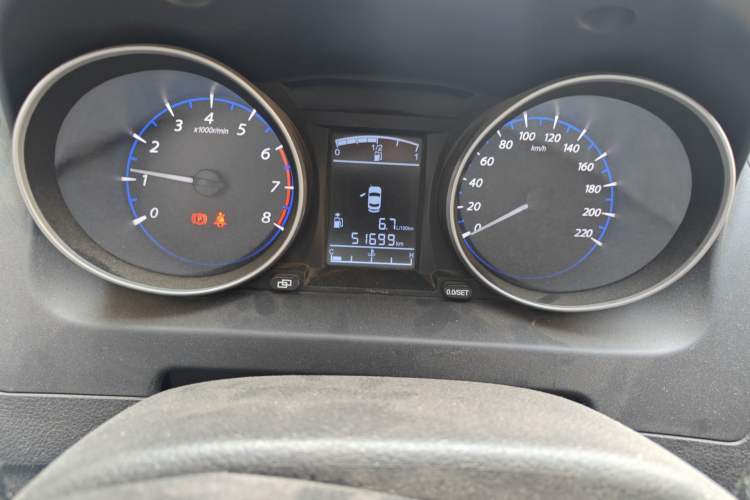 Used FORTHING Joyear X5 2013 1.6L Manual Luxury Model China IV Standard Odometer Close Up