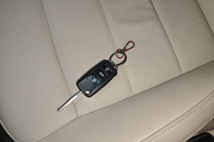 Used Volkswagen Lavida 2013 Revised Version 1.4 TSI DSG Comfort Edition