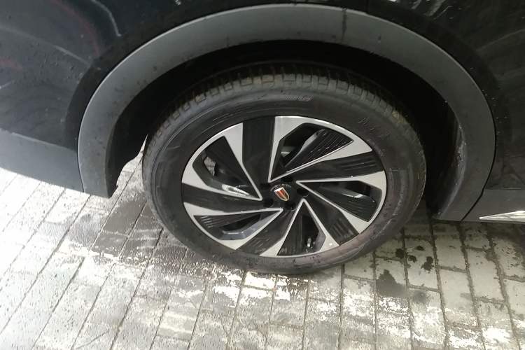 Used Hongqi HS7 PHEV 2024 2.0T PHEV Four-Wheel Drive Flagship Edition 6 Seats
