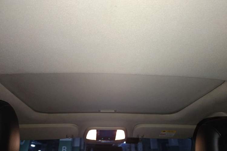 Used Jeep Grand Cherokee 2011 Revised Version 3.6L Comfort Edition
