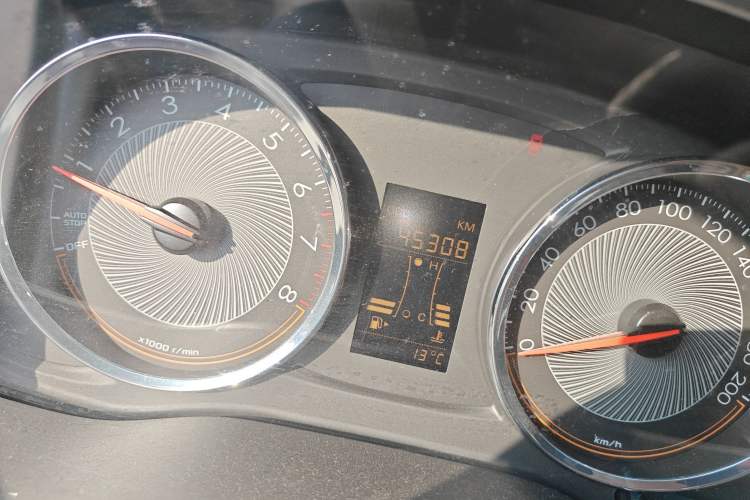 Used Chevrolet Sail 2015 Sail 3 1.5L Manual with Ideal Sunroof Edition
