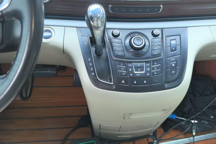 Used Buick GL8 2014 3.0L XT Luxury Business Flagship Edition