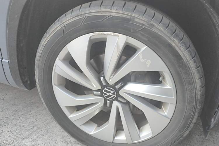 Used Volkswagen Tayron X 2020 330TSI Two-Wheel Drive Luxury Smart Connectivity Version Right Front Wheel Hub