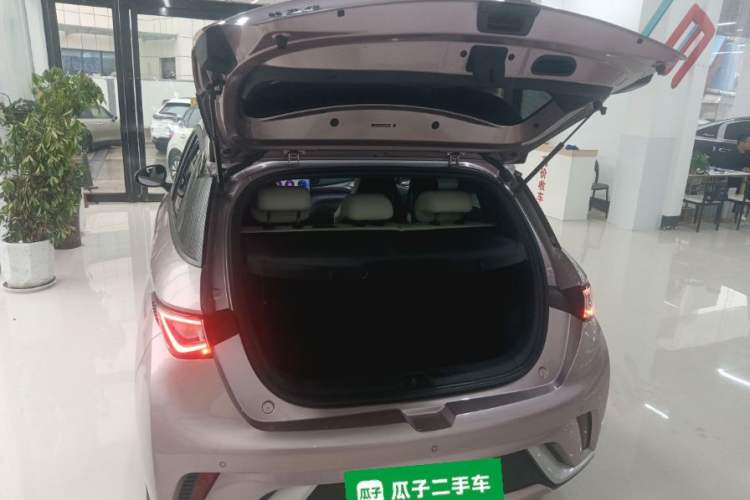 Used BYD Dolphin 2023 420 km Fashion Edition Trunk