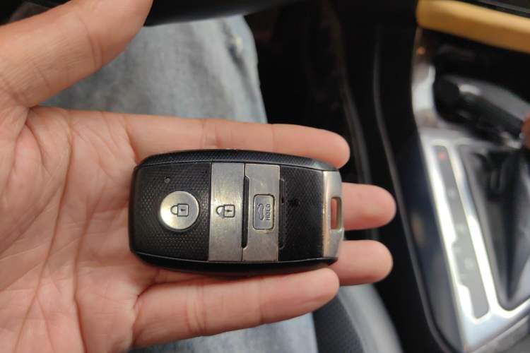 Used Kia K5 2015 2.0L Automatic LUX