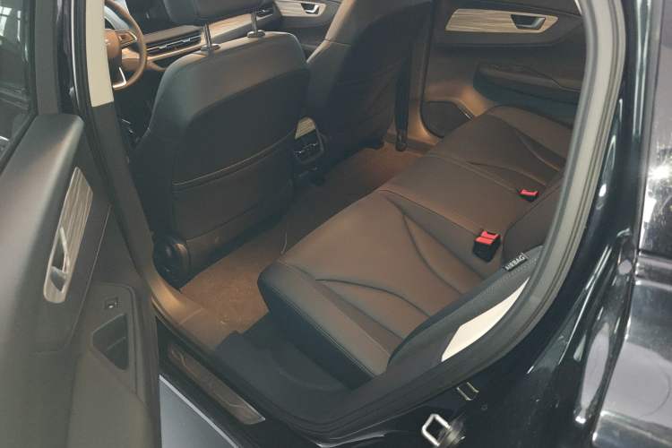 Used Hongqi E-QM5 2024 560km PLUS
