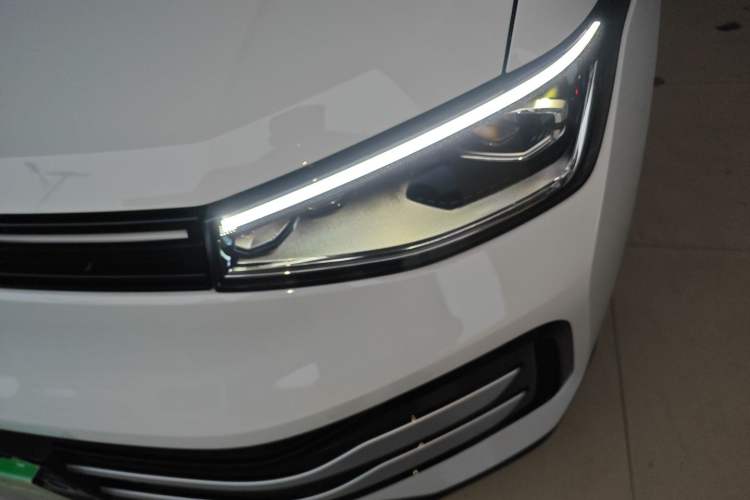 Used Volkswagen Tharu 2026 Model Xinrui 1.5L Ruiyi Edition
