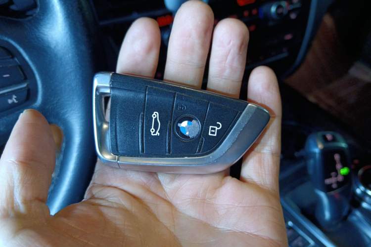 Used BMW X5 2014 xDrive35i Elegant Edition Vehicle Key