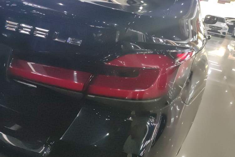 Used BMW 5 Series New Energy 2022 Second Facelift 535Le M Sport Package Exterior 3