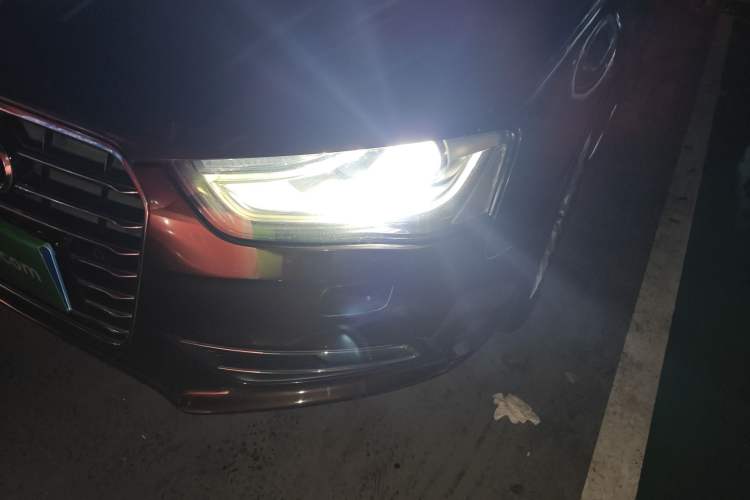 Used Audi A4L 2016 35 TFSI Automatic Comfort Model Left Front Headlight