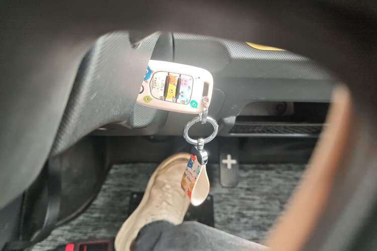 Used Wuling Hongguang MINIEV 2021 Macaron Premium Model – Lithium Iron Phosphate
