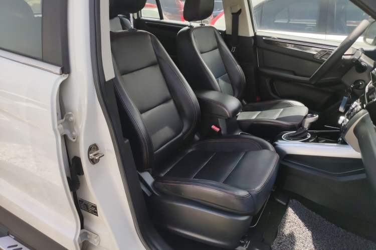 Used Zotye Domy X5 2015 1.5T CVT Landlord Model China IV Standard
