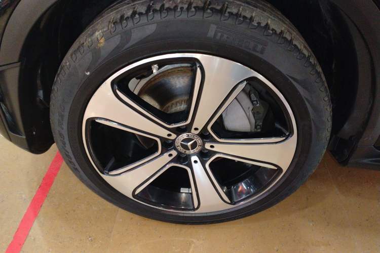 Used Mercedes-Benz GLC 2022 Facelifted GLC 300 L 4MATIC Luxury Edition Exterior 1