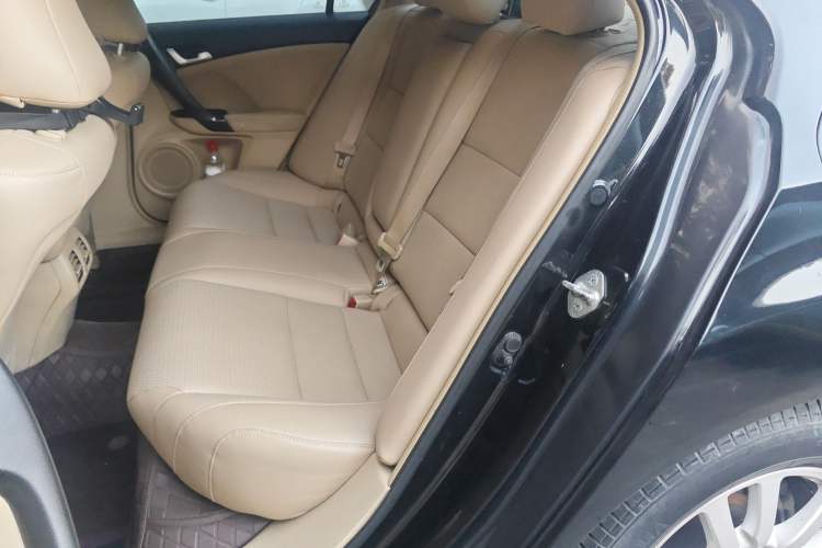 Used Honda Spirior 2013 2.0L Luxury Edition
