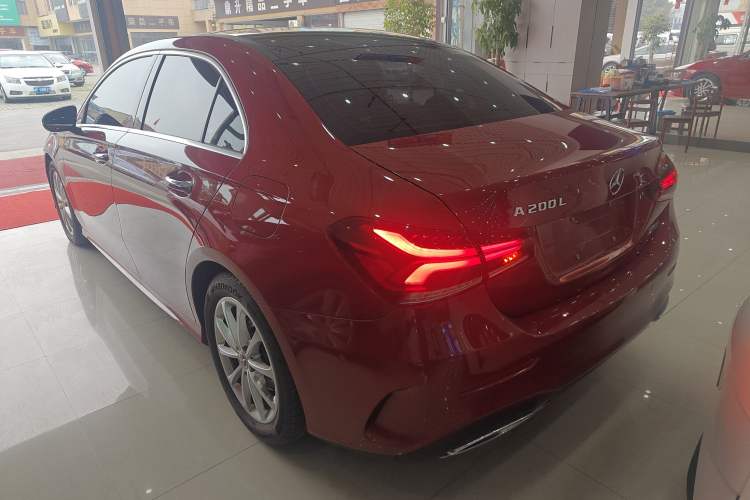 Used Mercedes-Benz A-Class 2020 Restyled A 200 L Sport Sedan Fashion Version
