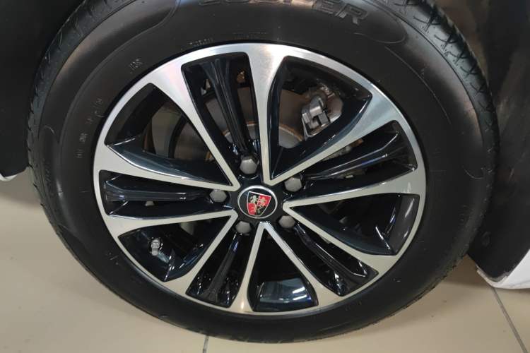 Used Roewe i6 New Energy 2019 PLUS 50T Internet Glory Flagship Edition