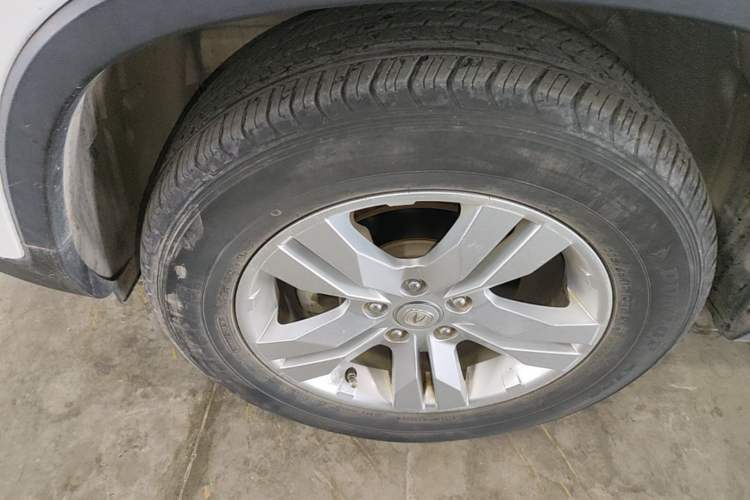 Used CHANGAN CS75 2017 Shangkui Edition 1.5T Automatic Fengxiang Model