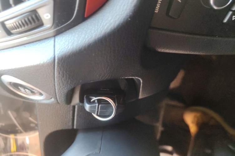 Used BMW X1 2015 sDrive18i Fashion Upgrade Edition
