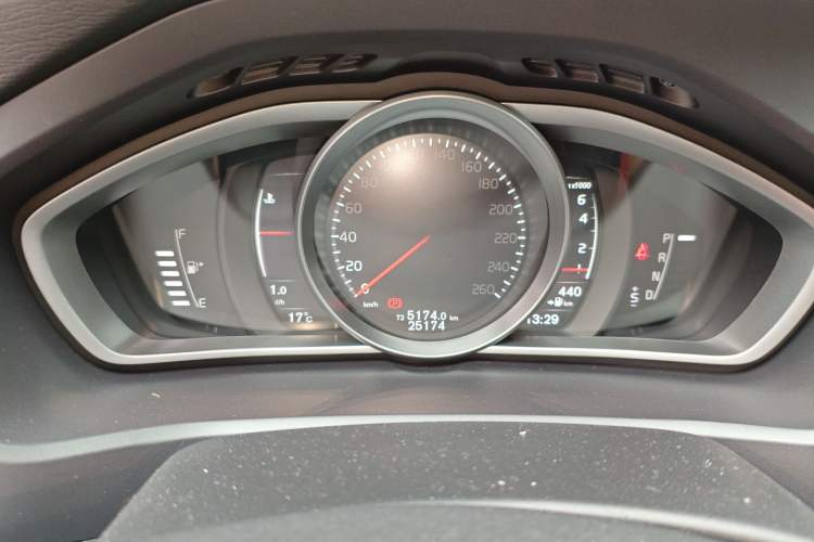 Used Volvo V40 2017 T3 Zhiyi Edition