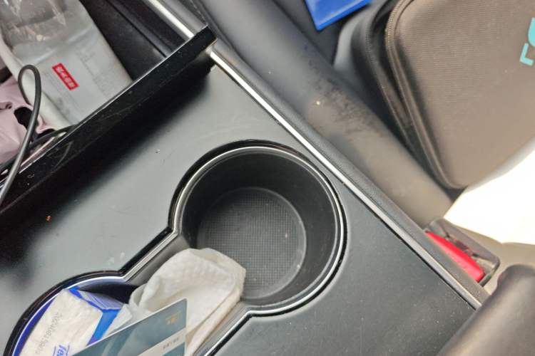 Used Tesla Model 3 2019 Long-Range All-Wheel-Drive Version Vehicle Key