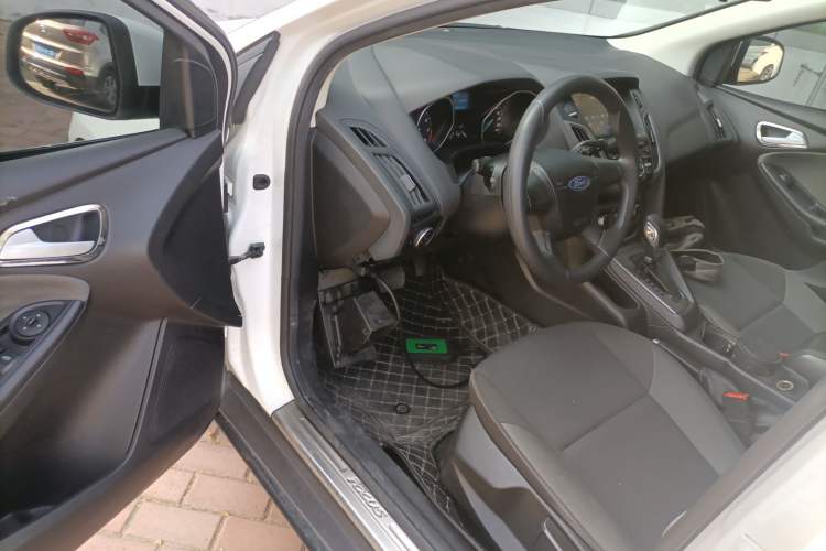 Used Ford Focus 2012 Hatchback 1.6L Automatic Comfort Model