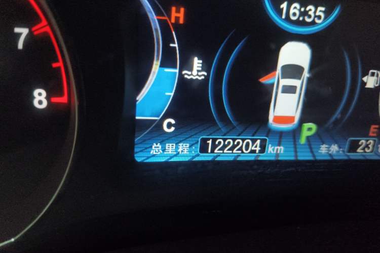 Used BYD Song 2016 GaiShi Edition 1.5TID Automatic Elite Model
