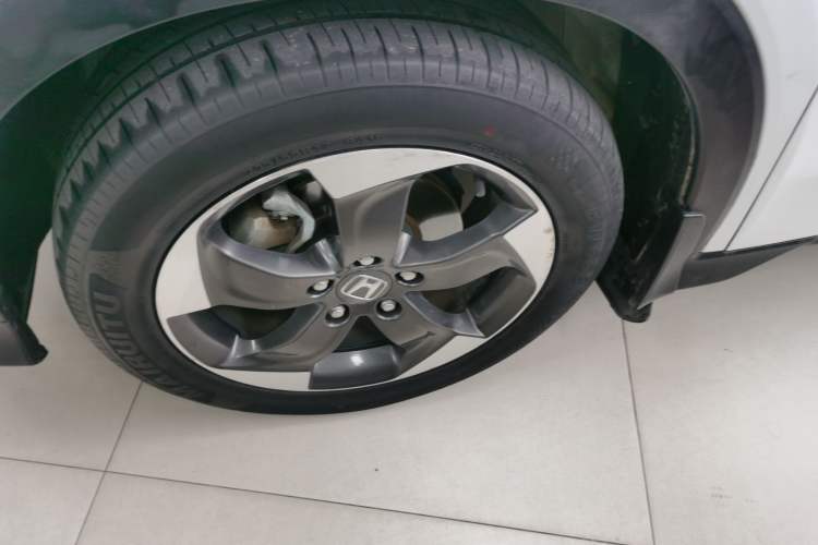 Used Honda Vezel 2016 1.8L CVT Front-Wheel Drive Pioneer Edition